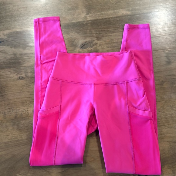Fabletics Powerhold, size 0 - Picture 1 of 4